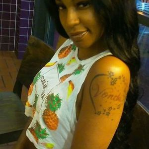 Meet your Posher, Sade